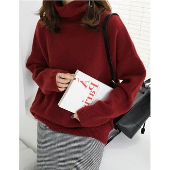 V zime kvalitné vlnené svetre pre ženy je bežné farbou s vysokým krku dlhým rukávom voľné pletený sveter