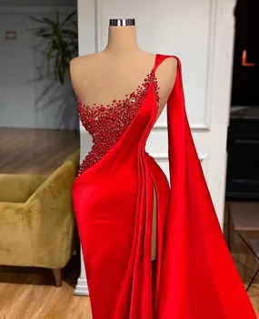Jedno Rameno, Červená Morská víla Večerné Šaty Perly Lištovanie Prom Šaty Strane Split Luxusné Zákazku vestido de novia