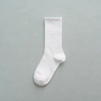 Japonský Harajuku Retro Mužov Bavlna Voľné Ponožky Vysokej Školy Dievčatá Kórejský Štýl Pletenia Farbou Dlhé Čierne Biele Dizajnér