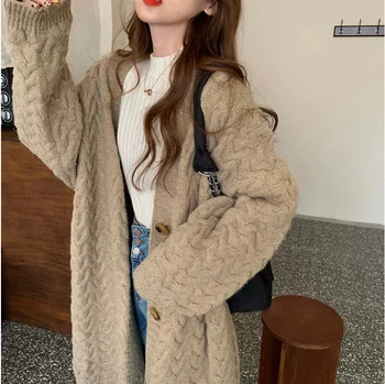 Jesenné a zimné nový kabát kórejský voľné lenivý štýl sveter stredne dlhý kabát ženský farbou tlačidlo sveter