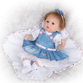 43 cm Hnedé Vlasy Reborn Baby Doll Rozkošný Mäkké prirodzeným zobrazením Simulácie Bebe Hračky pre Dievčatá