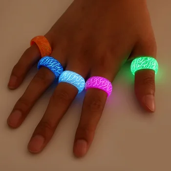 6Pcs Nočné Svetlo Svietiace Živice Krúžok Fluorescenčné Dizajn Prst Prsteň Ženy Muži Unisex Móda Strany Šperky Žiariace V Tme