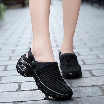 2021 Nové dámske Topánky Bežné Zvýšiť Vankúš Sandále Non-slip Platformu Sandál Pre Ženy Priedušný Oka Vonkajší Chôdza Papuče