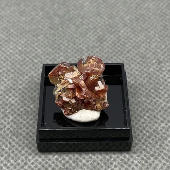 Prírodné Vanadinite minerálne vzor kremeň odber Kamene a kryštály rámček veľkosť 27*27*25 mm