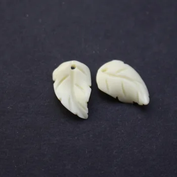 (20 ks/lot) 9 mm*14.4 mm*2.7 mm Vyrezávané Umelé Coral leaf Malým listovým farba Béžová pre Šperky robiť